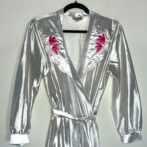 Vintage Reasa Martin White and Pink embroidered robe